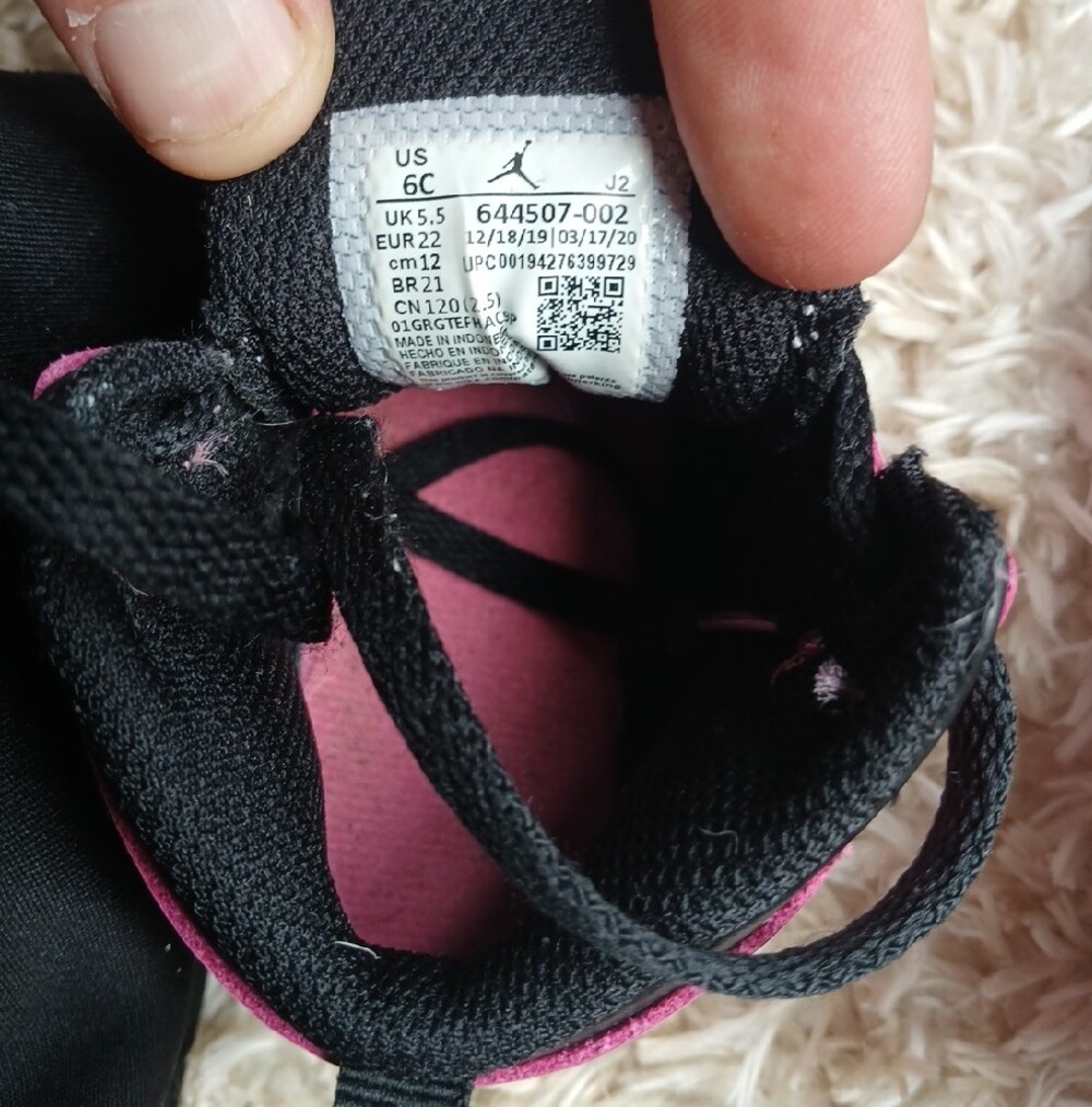Toddler Girls Nike Sneaker Lot - Jordan 1 Mid & Air Max Pink Black Size 6 - Picture 5 of 9